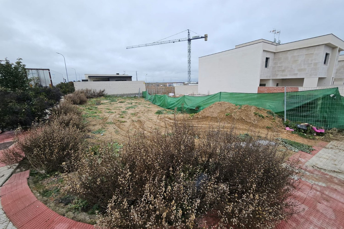 Участок земли на продажу в Юнкос, Толедо photo 5