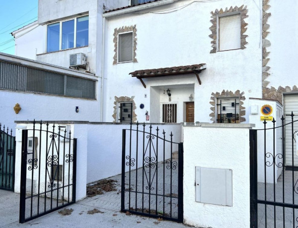 Chalet adosado en venta en Sant Maurici , Empuriabrava photo 1
