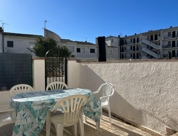 Chalet adosado en venta en Sant Maurici , Empuriabrava thumbnail 2