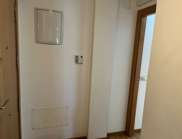 Продажа квартиры в  Calle Hermanos Falco, Albacete photo 2