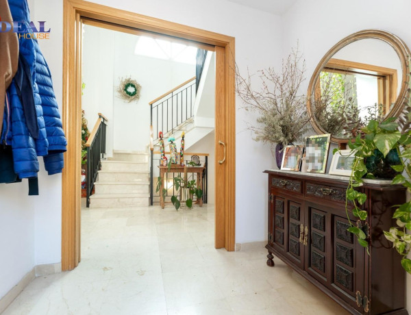Semi-detached house for sale in , Gojar photo 2