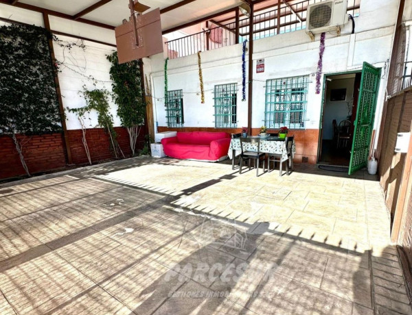 Chalet independiente en venta en  El Higuerón , Distrito El Higuerón photo 2