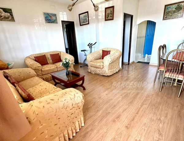 Chalet independiente en venta en  El Higuerón , Distrito El Higuerón photo 4