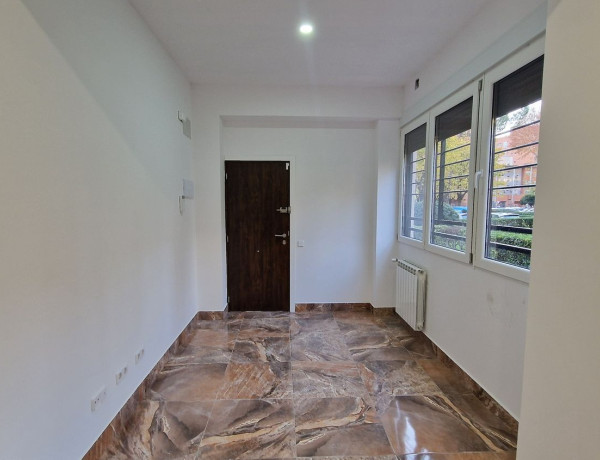 Bajo en venta en  Calle Duquesa de Medinaceli s/n, Alcalá de Henares photo 4