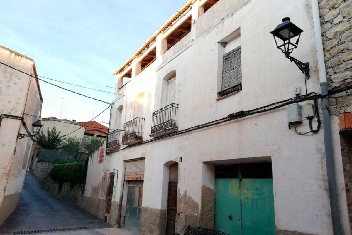 Sale of townhouse in , Cuatretondeta photo 1