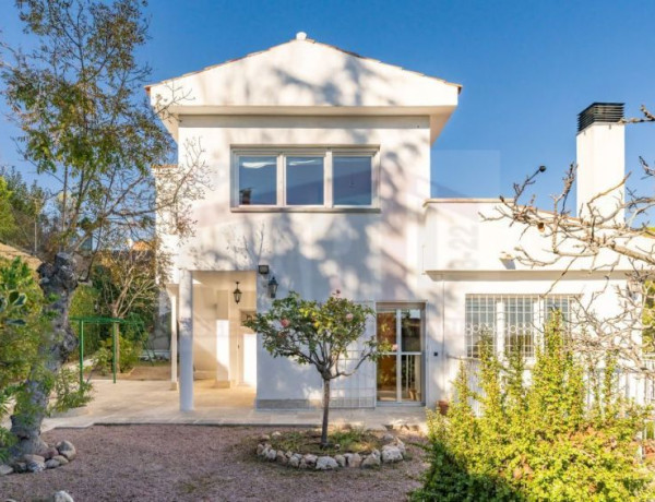 Chalet independiente en venta en , Castellvell del Camp photo 1