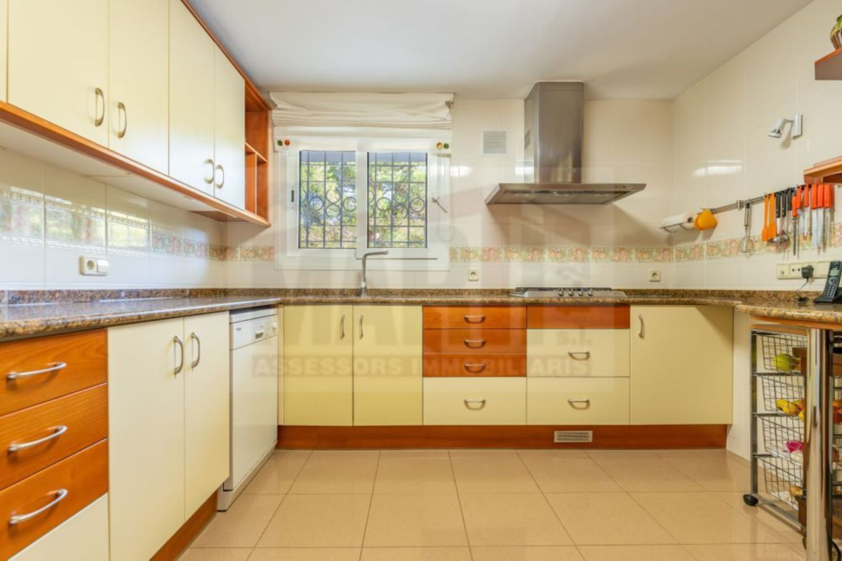 Продажа отдельного шале в , Кастельвель дель Камп photo 3