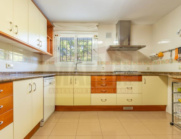 Chalet independiente en venta en , Castellvell del Camp thumbnail 2