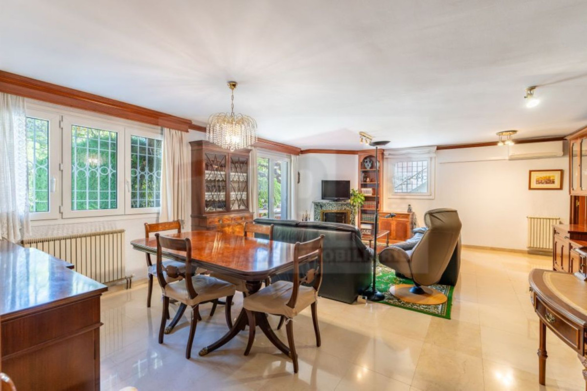 Продажа отдельного шале в , Кастельвель дель Камп photo 4