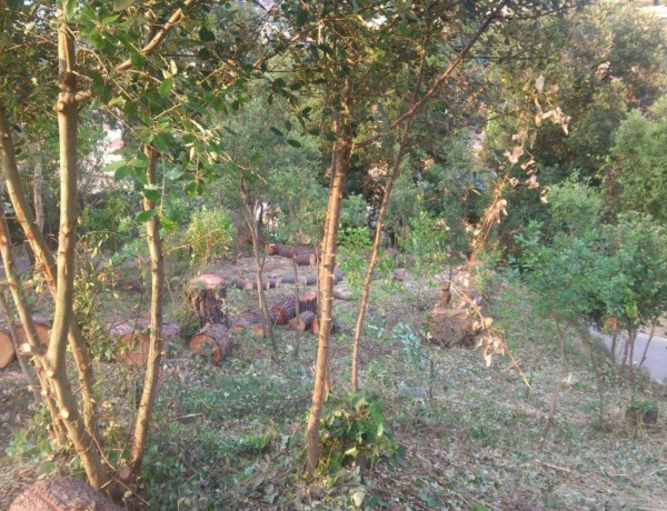 Terreno en venta en calle de la Pineda, 17 thumbnail 1