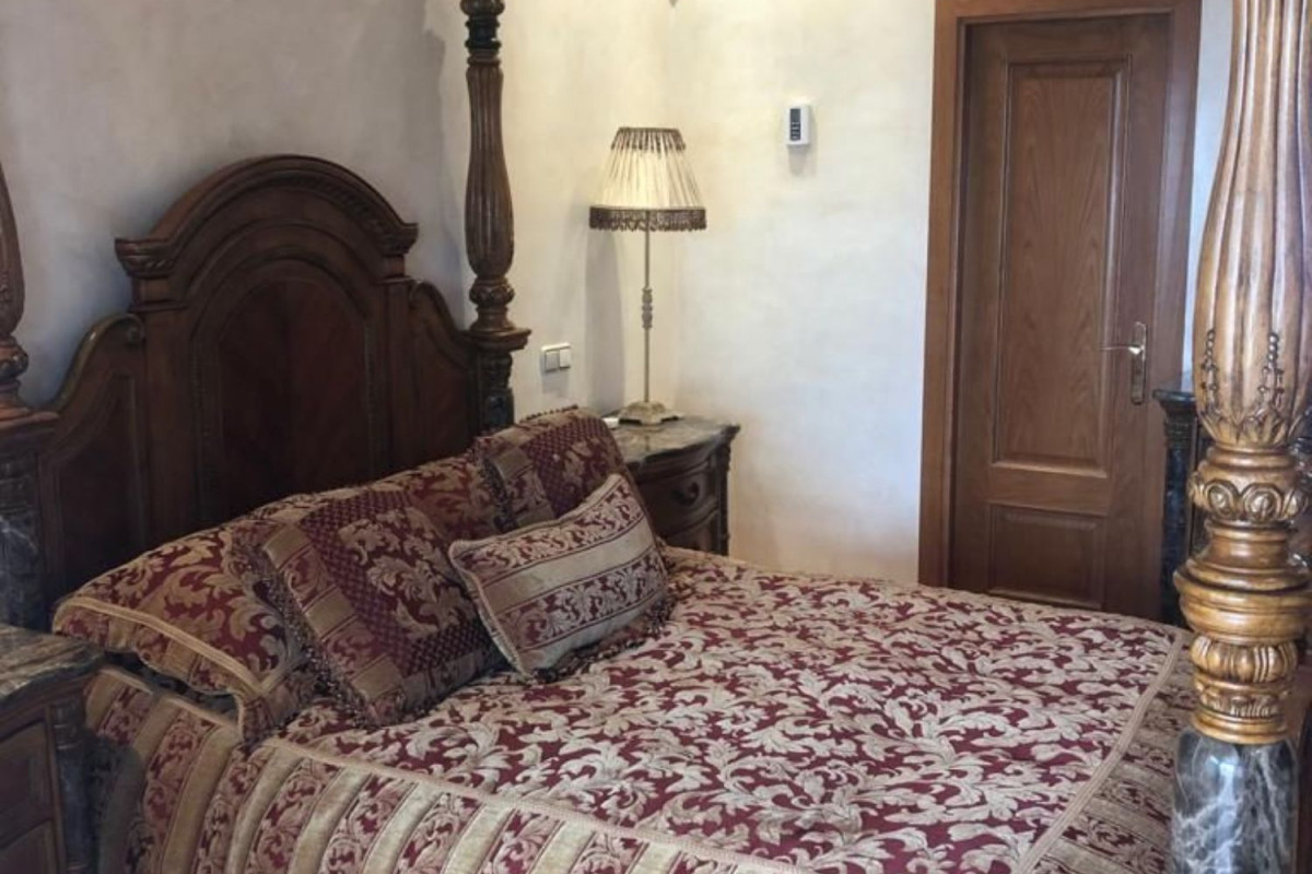 Sale of townhouse in  Costalita s/n , Estepona photo 4