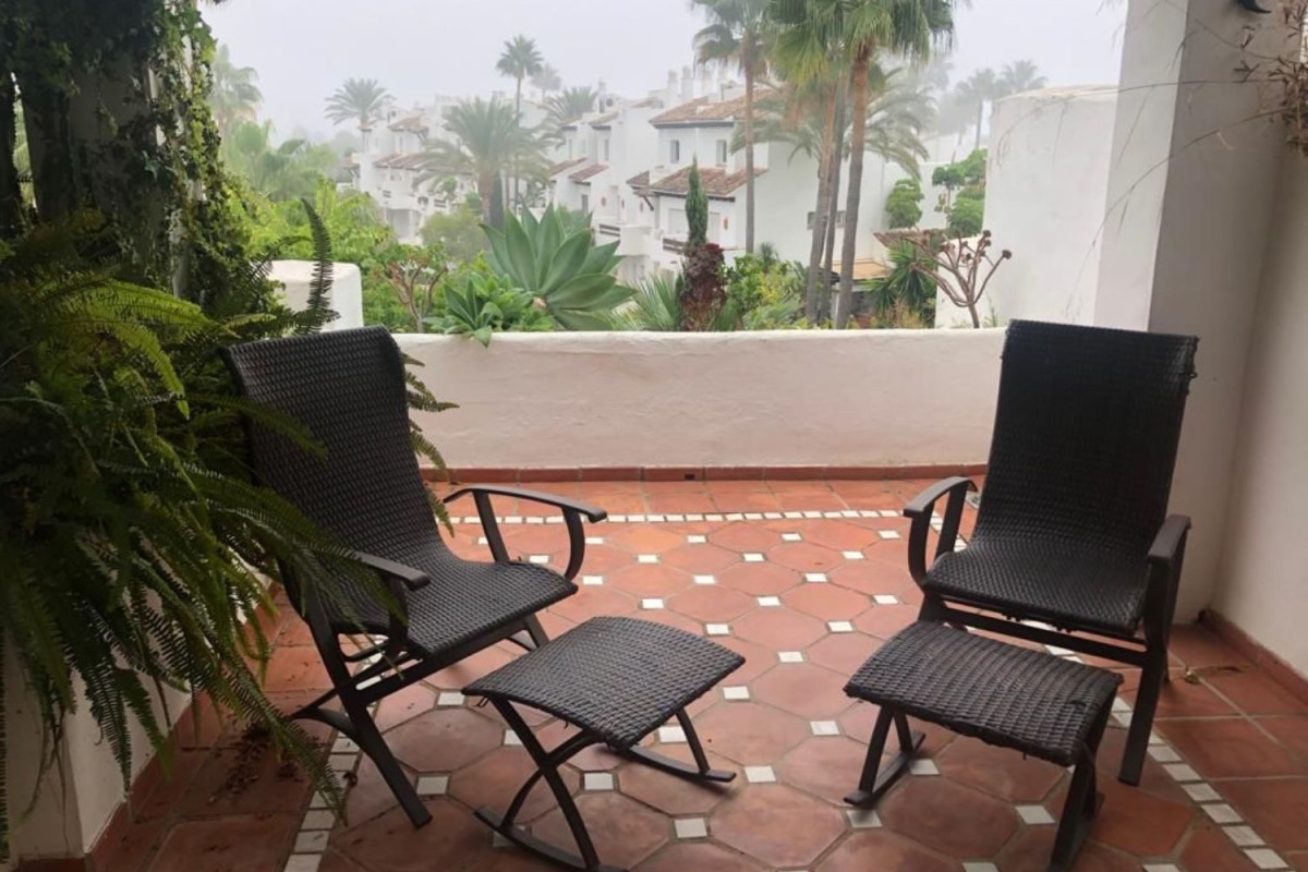 Sale of townhouse in  Costalita s/n , Estepona photo 5