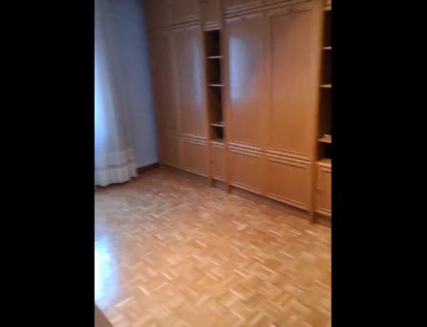 Apartment for sale in  Paseo de Canalejas, Salamanca photo 1