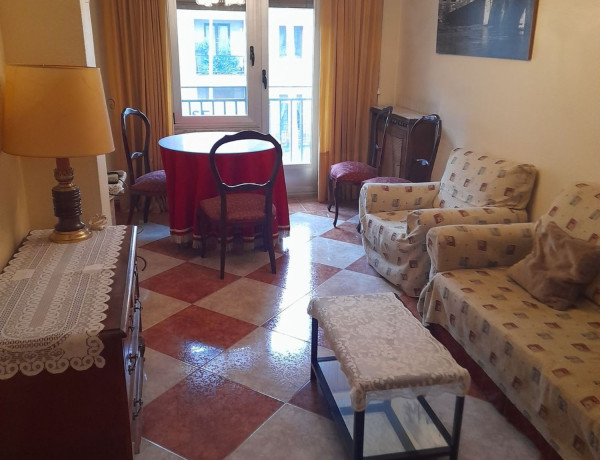 Apartment for sale in  Paseo de Canalejas, Salamanca photo 4