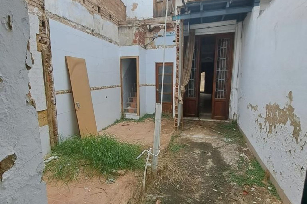 Land for sale in Catarroja, Valencia photo 3