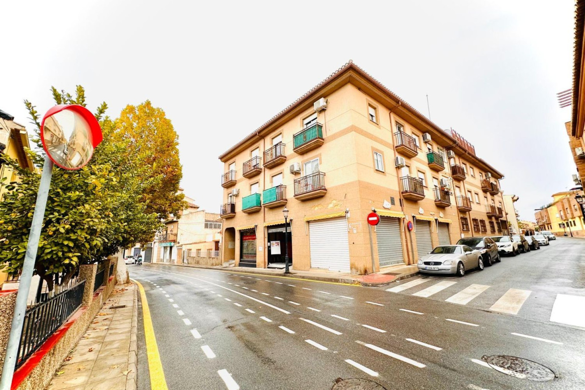Piso en venta en calle San Miguel, Cullar-Vega
photo 2