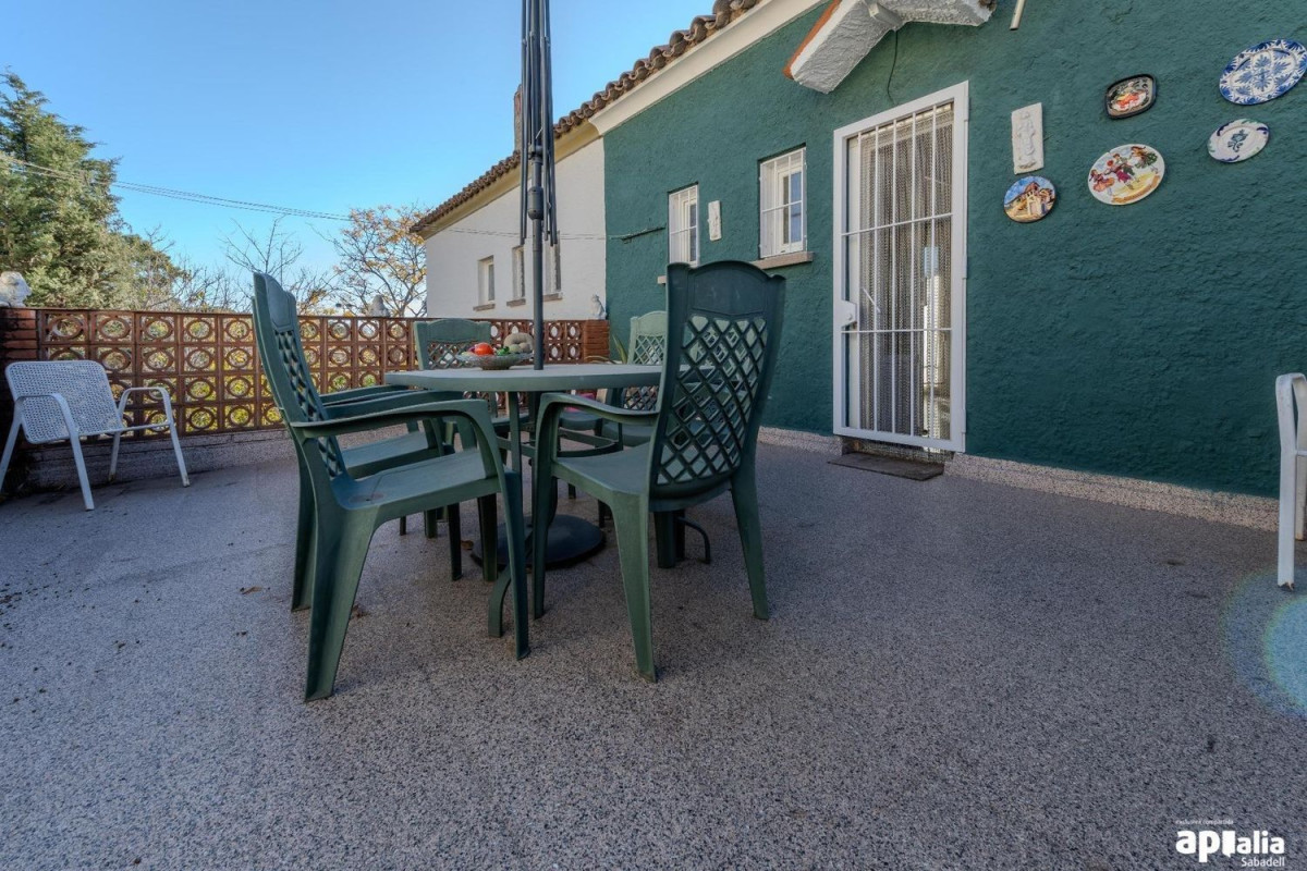 Venta de chalet independiente en La Creu de Barberà - Avinguda - Eixample, Sabadell
 photo 3