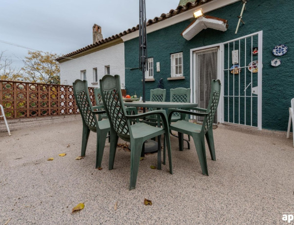 Chalet independiente en venta en  La Creu de Barberà - Avinguda - Eixample , Sabadell photo 4