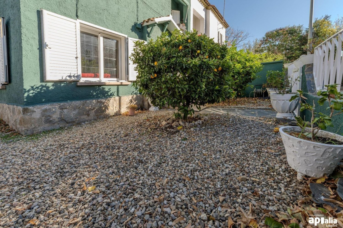 Venta de chalet independiente en La Creu de Barberà - Avinguda - Eixample, Sabadell
 photo 5