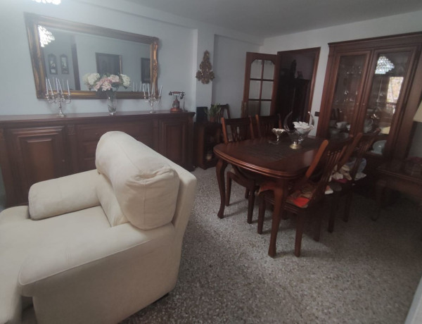 Piso en venta en Calle los Chopos, 11, Distrito Santa Rosa - Valdeolleros thumbnail 1