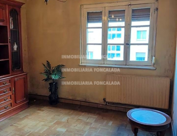 Продажа квартиры в Calle Tenderina Alta, Oviedo thumbnail 2