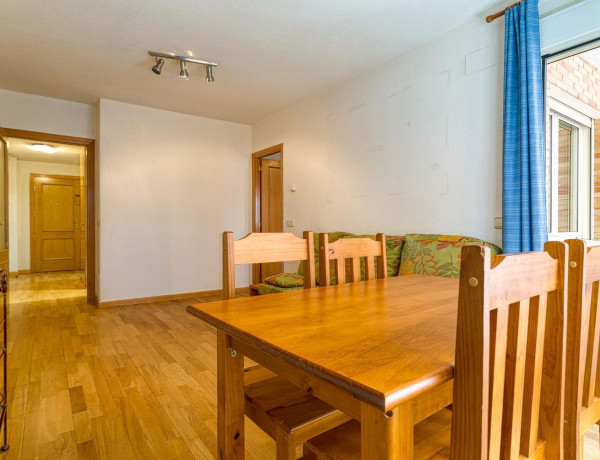 Piso en venta en Calle Agustín Rodríguez Sahagún, 40 a, Ávila photo 1