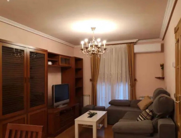Apartment for sale in Calle San Pedro, Salamanca photo 1