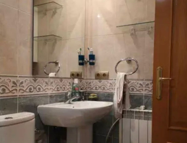 Apartment for sale in  Calle San Pedro, Salamanca photo 3