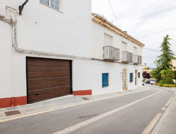 Chalet adosado en venta en  Calle Cuenca, 2424 , La Zubia photo 1