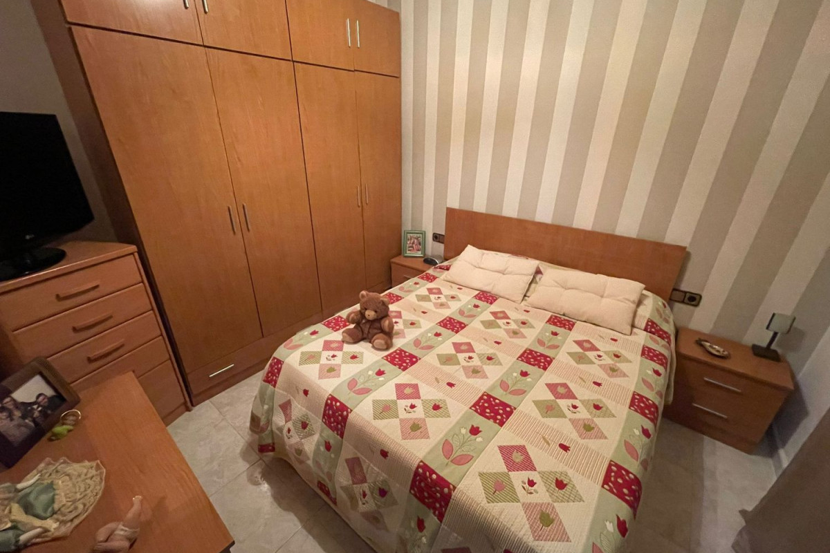 Venta de piso en Can Serra - Pubilla Cases, Hospitalet de Llobregat
photo 2