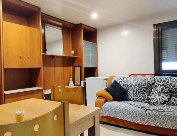 Piso en venta en  Calle lerida, El Prat de Llobregat photo 3