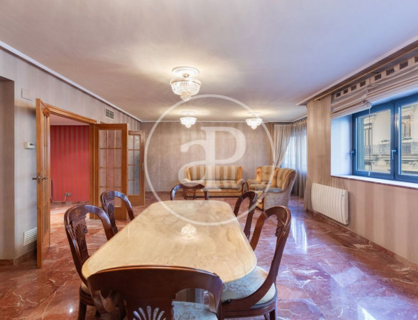 Piso en venta en Calle de Pascual i Genís, València thumbnail 2