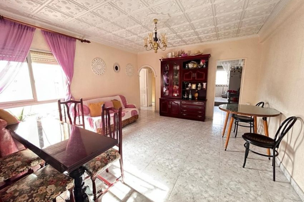 Sale of apartment in Santiago - Coronation, Jerez de la Frontera
photo 1