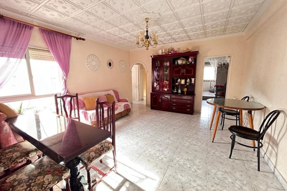 Sale of apartment in Santiago - Coronation, Jerez de la Frontera
photo 2