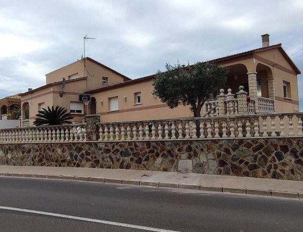 Detached villa for sale in  Segur de Calafell , Calafell photo 1