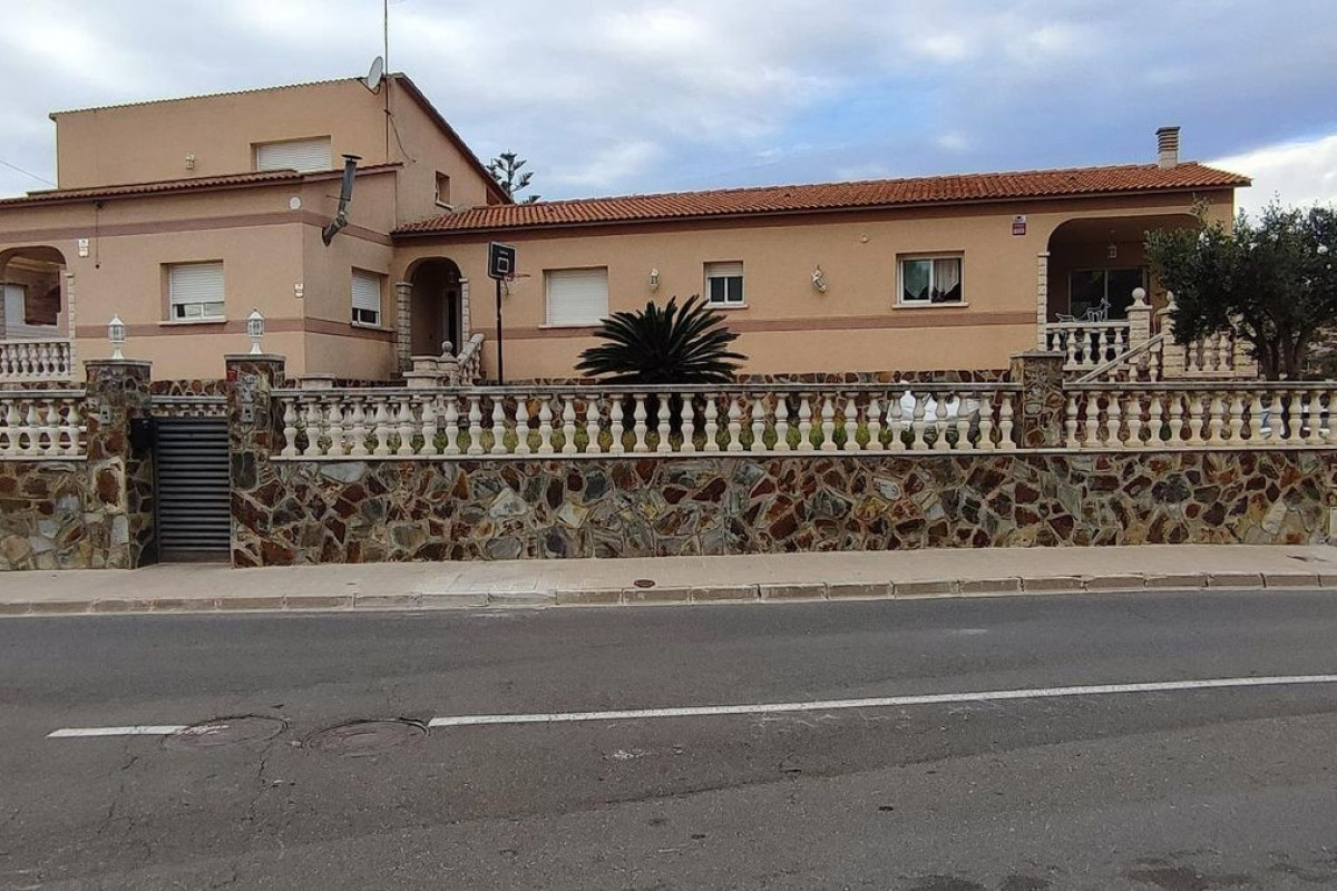 Sale of independent chalet in Segur de Calafell, Calafell
photo 3