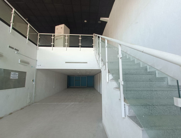 Nave en venta en calle Sierra De Irta s/n photo 1