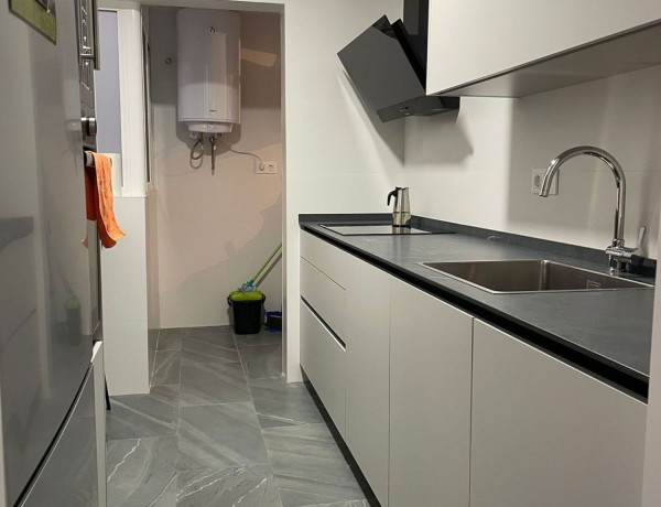 Piso en venta en Calle Nuestra Señora de la Merced, Distrito Levante - Lepanto - Fátima photo 1