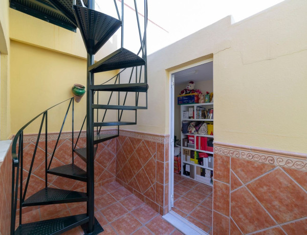 Semi-detached house for sale in  Zapillo , Almería photo 4