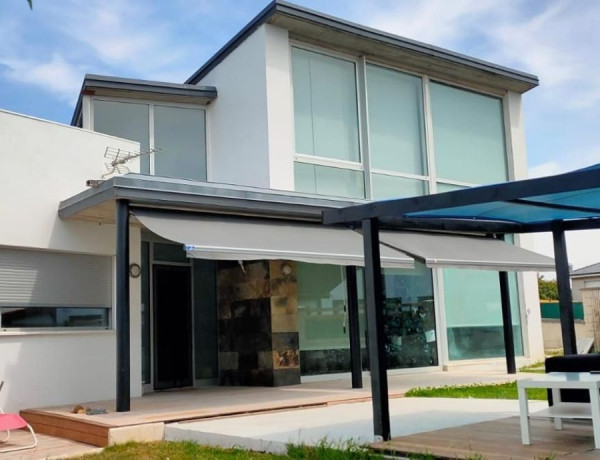Detached villa for sale in  Calle la Pola, Ribamontan al Mar photo 4