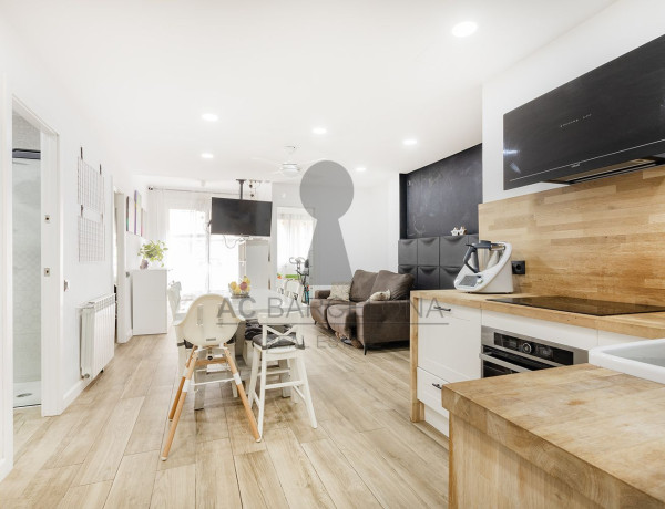 Piso en venta en Avenida Cornella, Esplugues de Llobregat photo 1