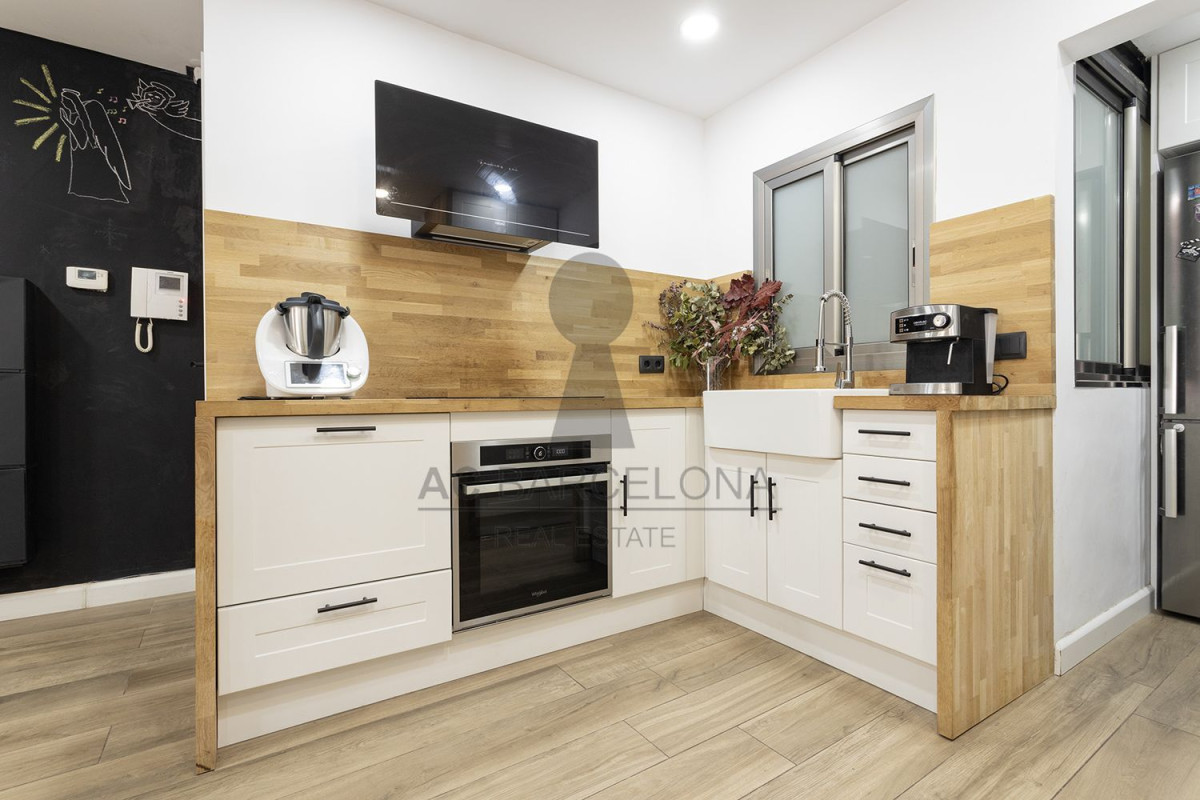 Venta de piso en Avenida Cornella, Esplugues de Llobregat
 photo 2