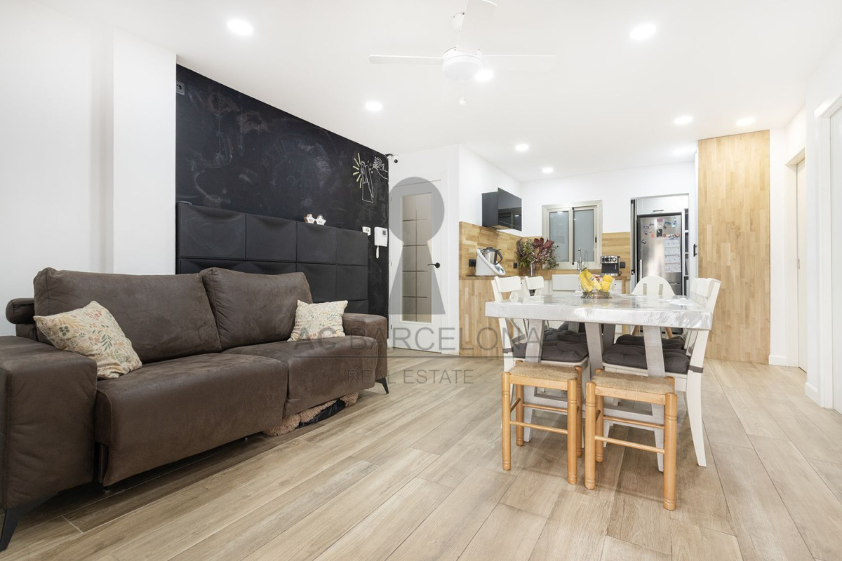Venta de piso en Avenida Cornella, Esplugues de Llobregat
 photo 3