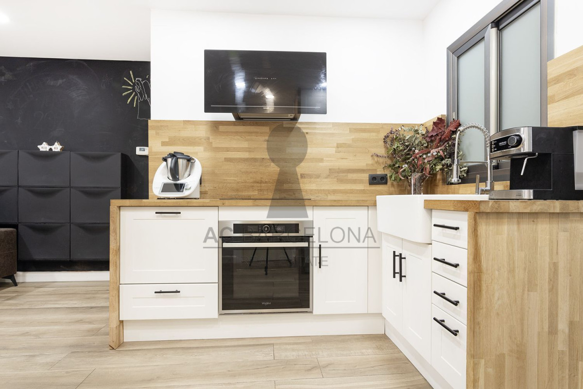 Venta de piso en Avenida Cornella, Esplugues de Llobregat
 photo 4