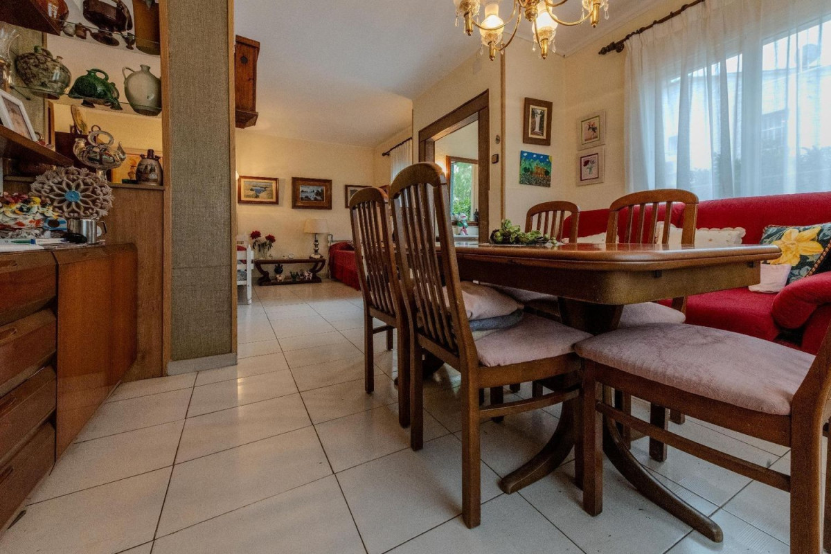 Venta de chalet adosado en La Creu de Barberà - Avinguda - Eixample , Sabadell photo 3
