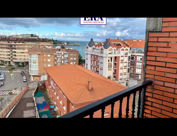 Продажа квартиры в  Calle Leonardo Rucabado, Castro-Urdiales photo 2