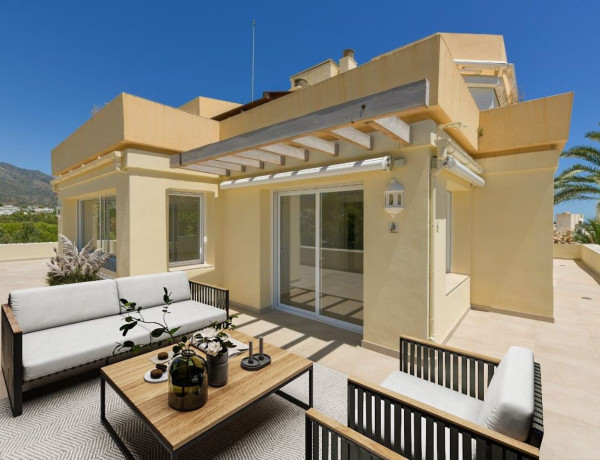 Penthouse for sale in Nueva Andalucía , Marbella photo 1