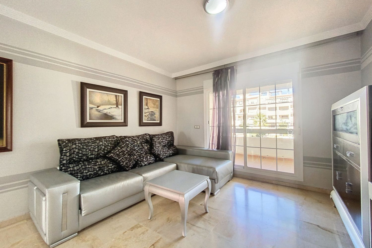 Sale of apartment in Carretera el Peñoncillo, 67, Manilva
photo 5