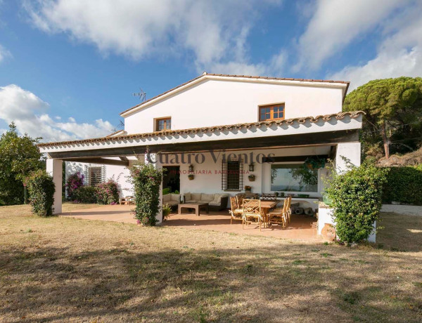 Detached villa for sale in  Rocaferrera, Sant Andreu de Llavaneres photo 4