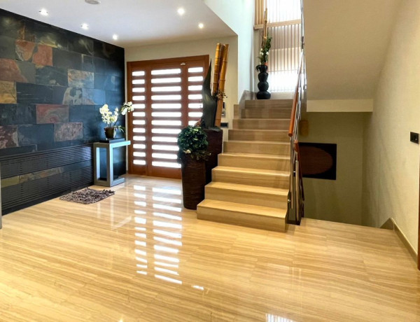 Independent chalet for sale in , Ibi photo 2